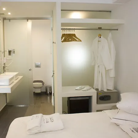 Carolina Since 1934 Hotel Athene